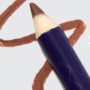 4/ 25 Bundle Item. Dragun Beauty Lip Job Liner and Sharpener in 20cc